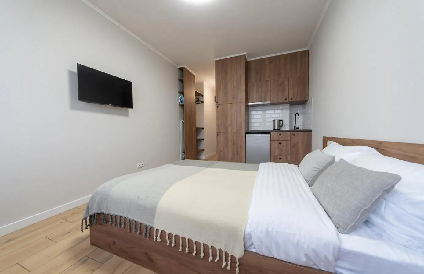 N.A.N Apartments On Krushelnytska Kyiv Ukraine