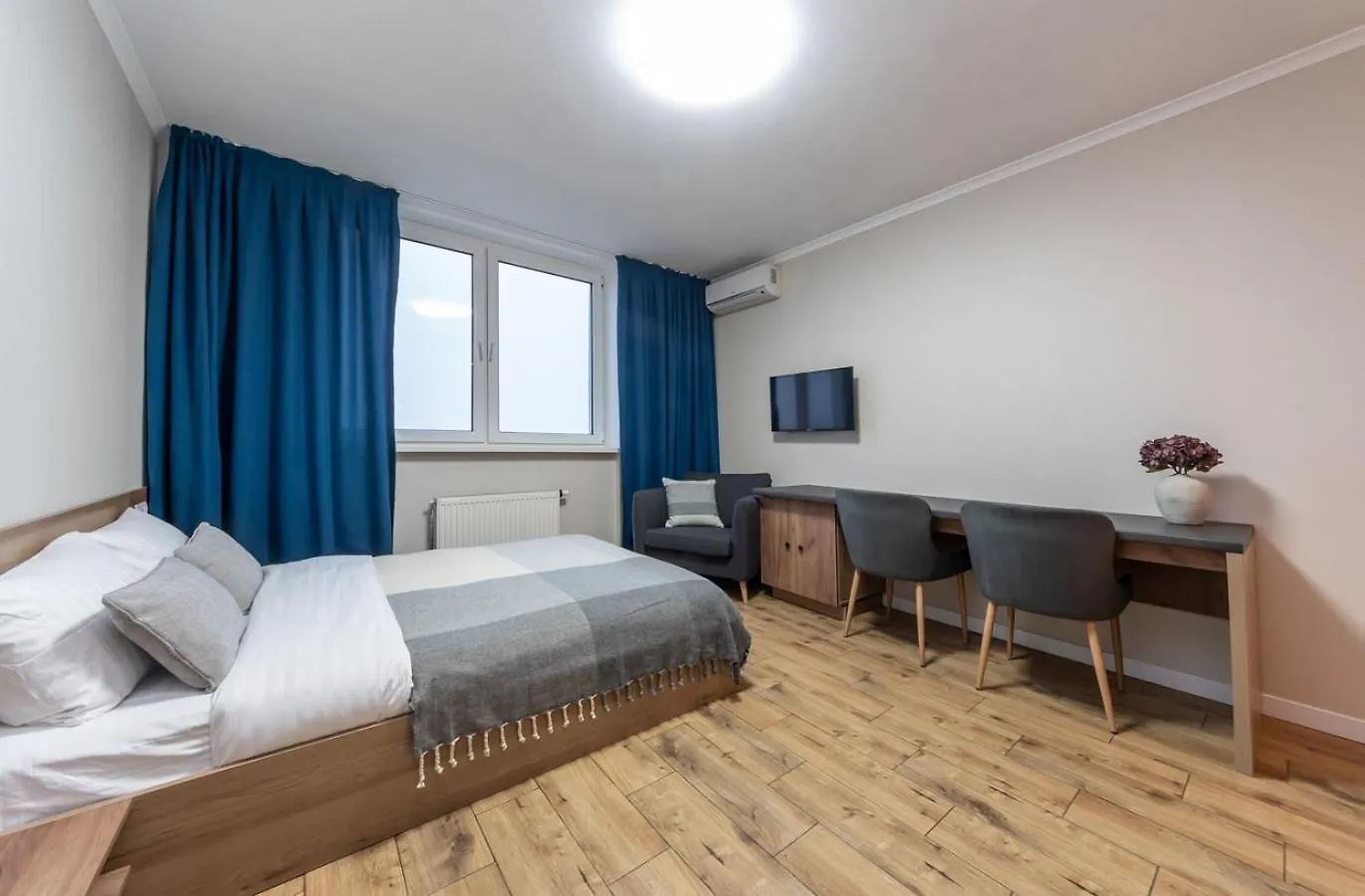 N.A.N Apartments On Krushelnytska Киев